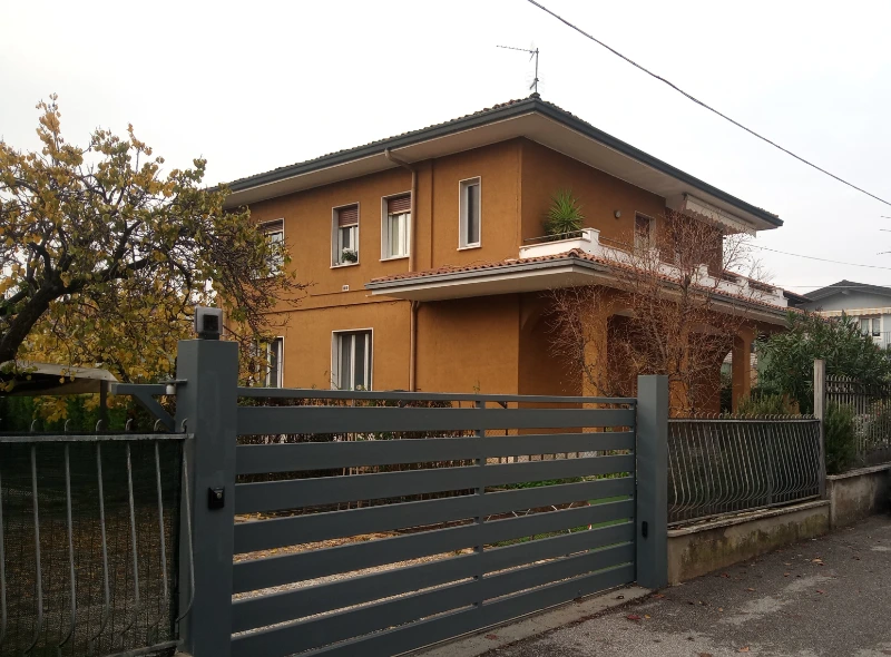 Riqualificazione energetica-prima e dopo cantiere